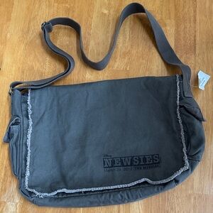NEW Disney Newsies Canvas Messenger Bag Broadway Production Opening Souvenir